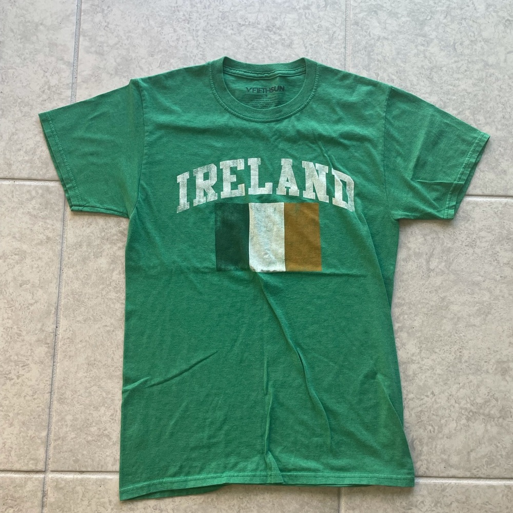small men’s Ireland tee shirt